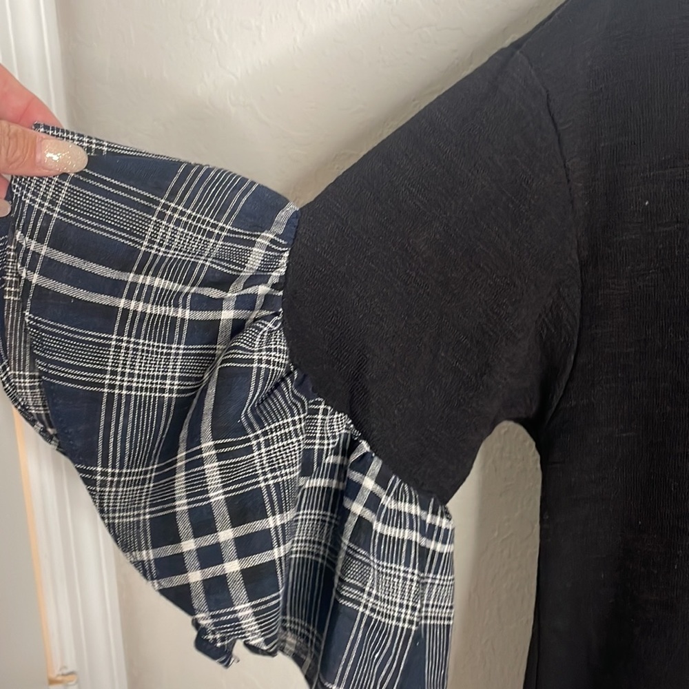 English Factory top with plaid ruffle sleeve - Picture 3 of 5